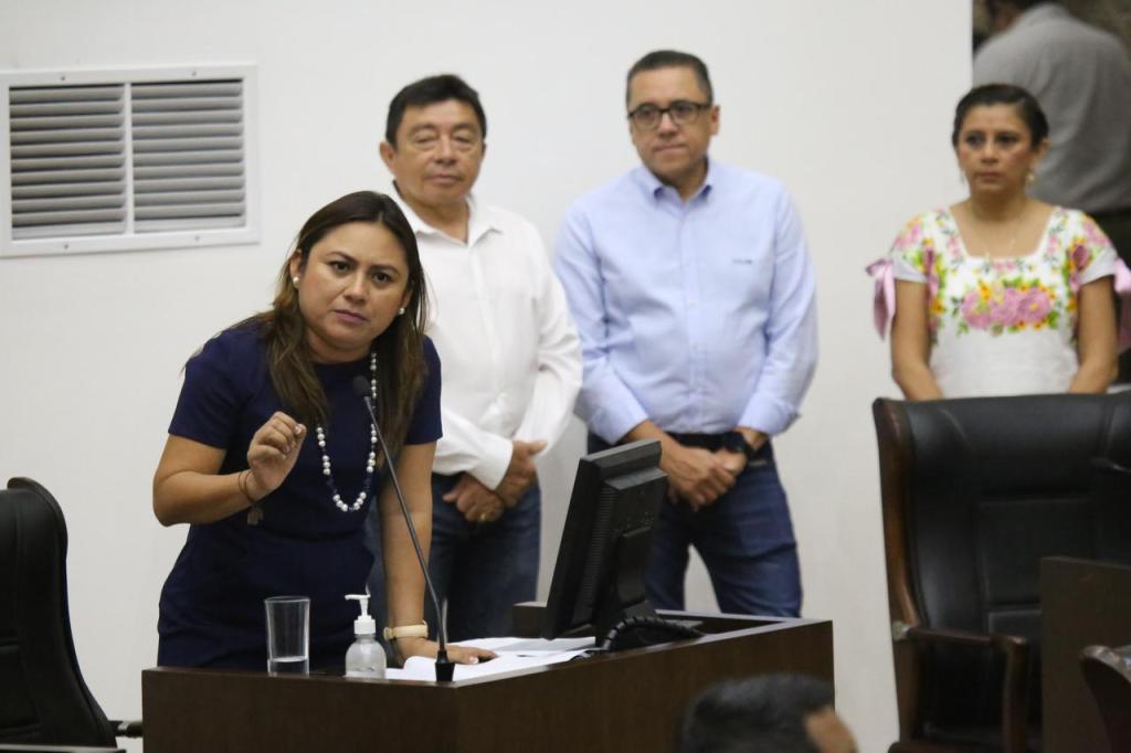 Morena atacó primero pero el PAN los dejó tendidos con sonoro discurso de González&nbsp;Martín