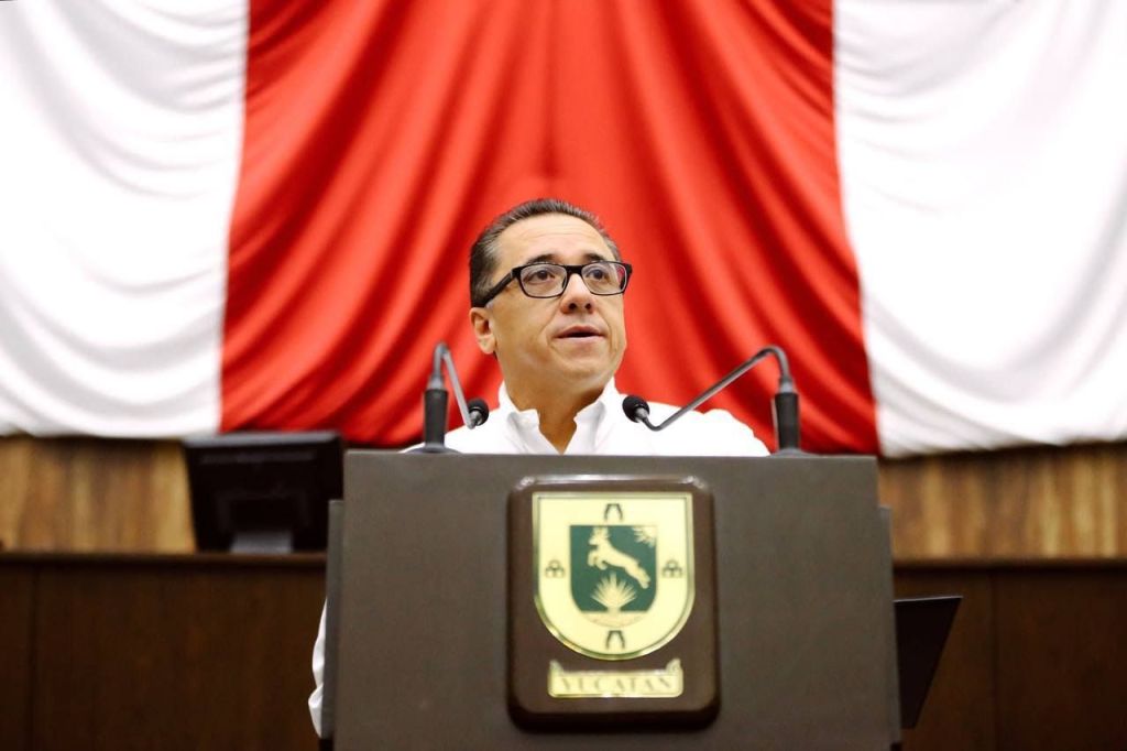 Con “letras doradas”, Víctor Hugo Lozano Poveda guió la victoria de los&nbsp;azules