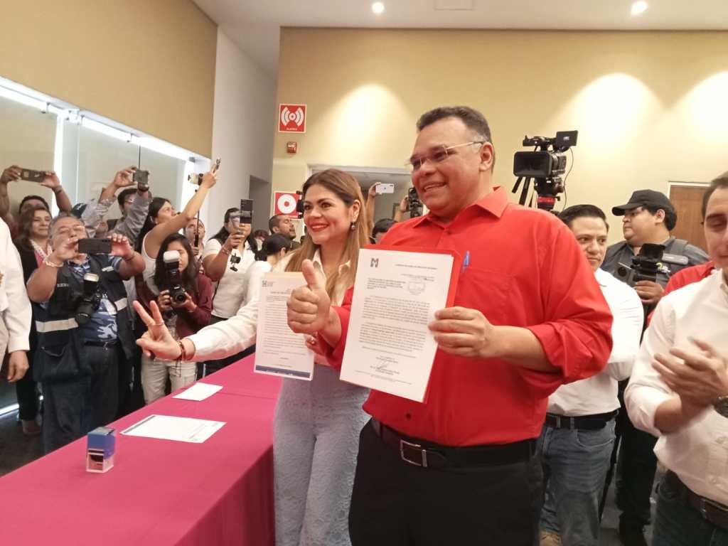 “México no vive una normalidad democrática”: Rolando Zapata&nbsp;Bello