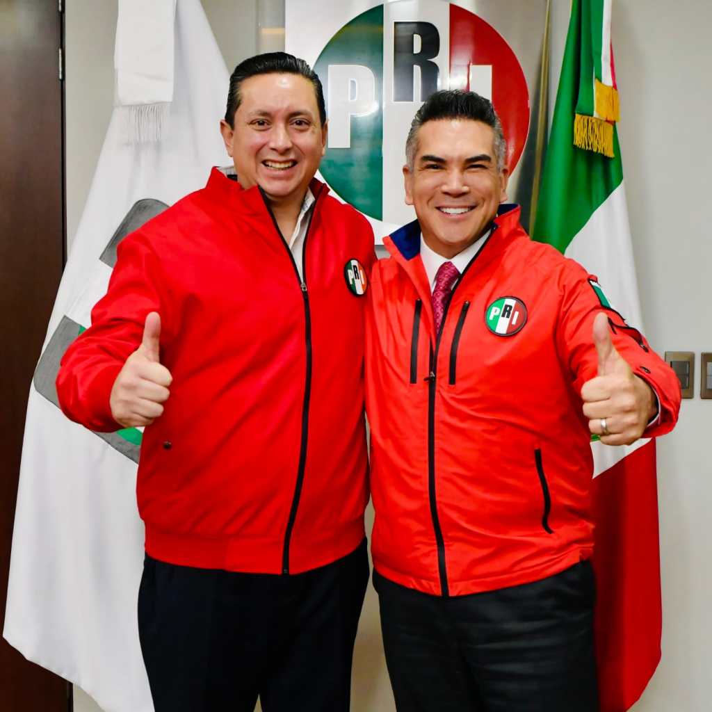 «Porque hay que regresar a las bases sociales» dijo Echazarreta al sumarse al&nbsp;PRI