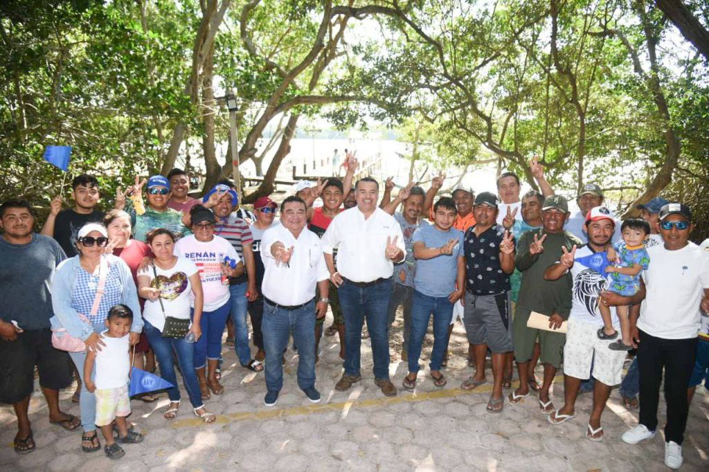 Seguridad social para los pescadores, propone Renán&nbsp;Barrera