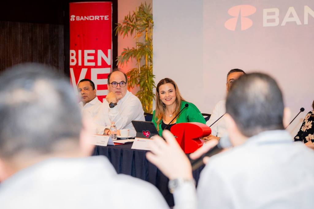 Cecilia Patrón habla de los retos de Mérida en foro de&nbsp;Banorte