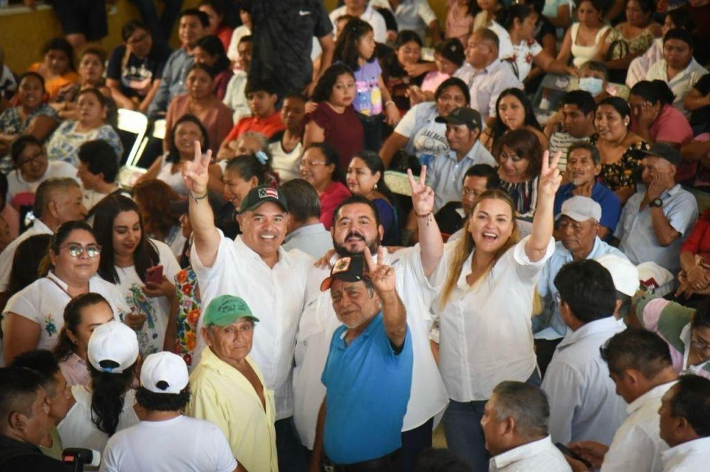 Líder morenista se suma a  Renán-Cecilia con todo y sus seguidores y militantes de&nbsp;Morena