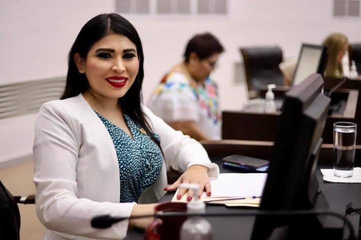 “Alejandra Novelo: “Yo soy la coordinadora de la bancada” y recuerda que Fabiola Loeza no pertenece a&nbsp;Morena