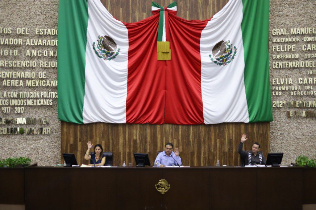 Fin de la temporada 63 del Congreso de Yucatán con chapulines, deserciones y&nbsp;traiciones
