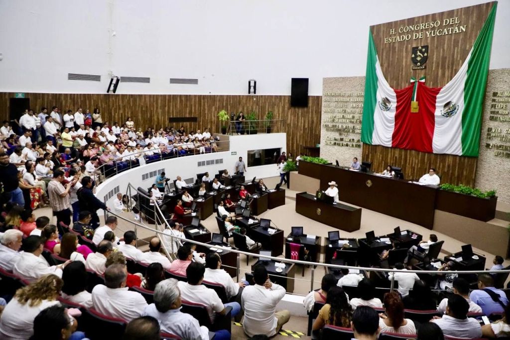 La voz de “playball” de la sexagésima cuarta legislatura se escuchó en&nbsp;maya