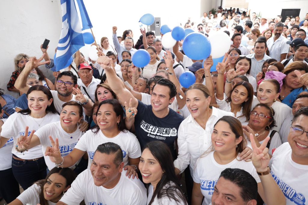 Álvaro Cetina Puerto anuncia que «Viene lo bueno», al inscribirse por el PAN&nbsp;Estatal