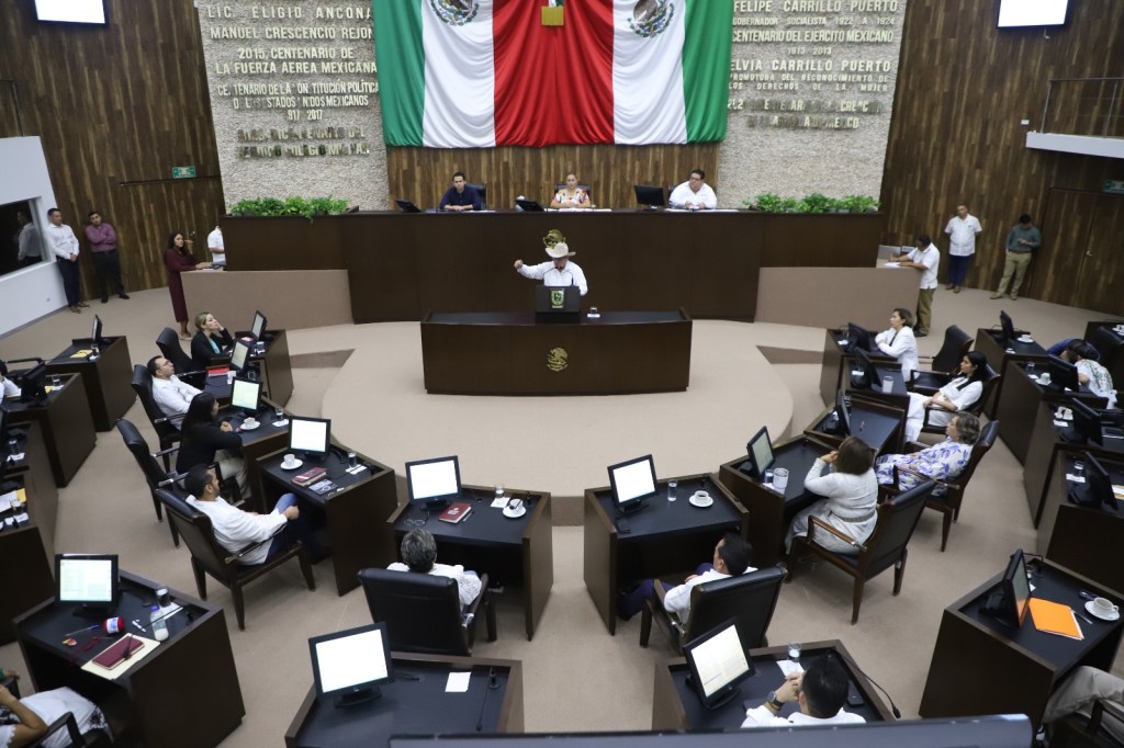 Voz de playball para el segundo periodo en el Congreso de&nbsp;Yucatán