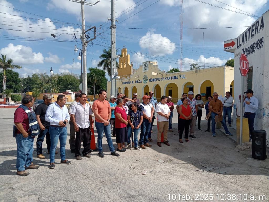 Gaspar Quintal defiende a los alcaldes que siguen con el&nbsp;PRI