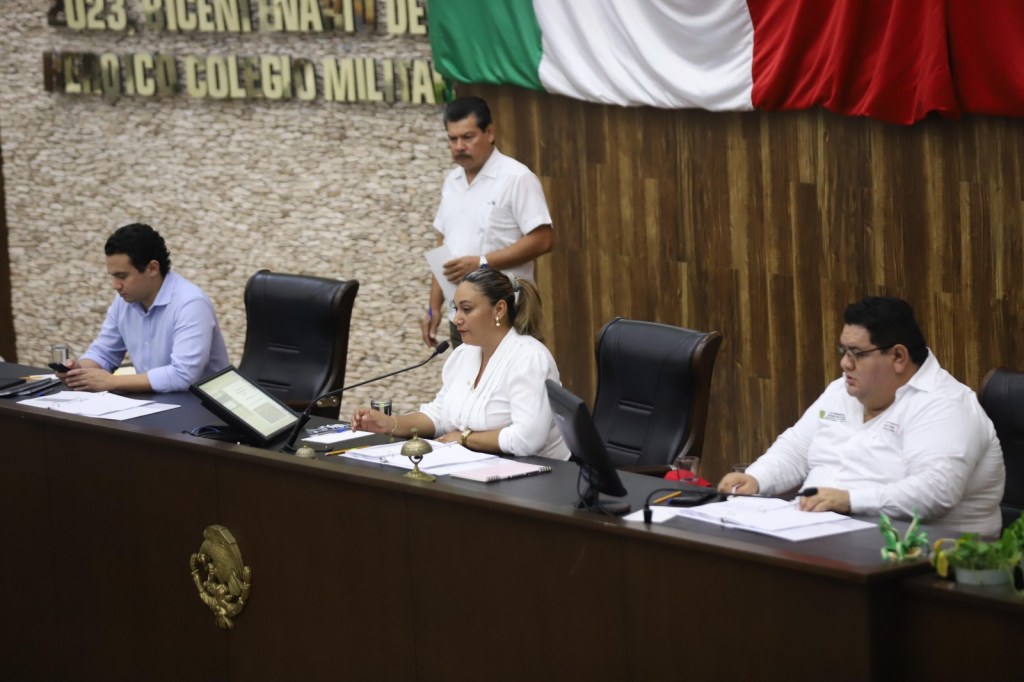 Finalmente, el Congreso aprueba leyes locales, incluyendo la Reforma&nbsp;Judicial