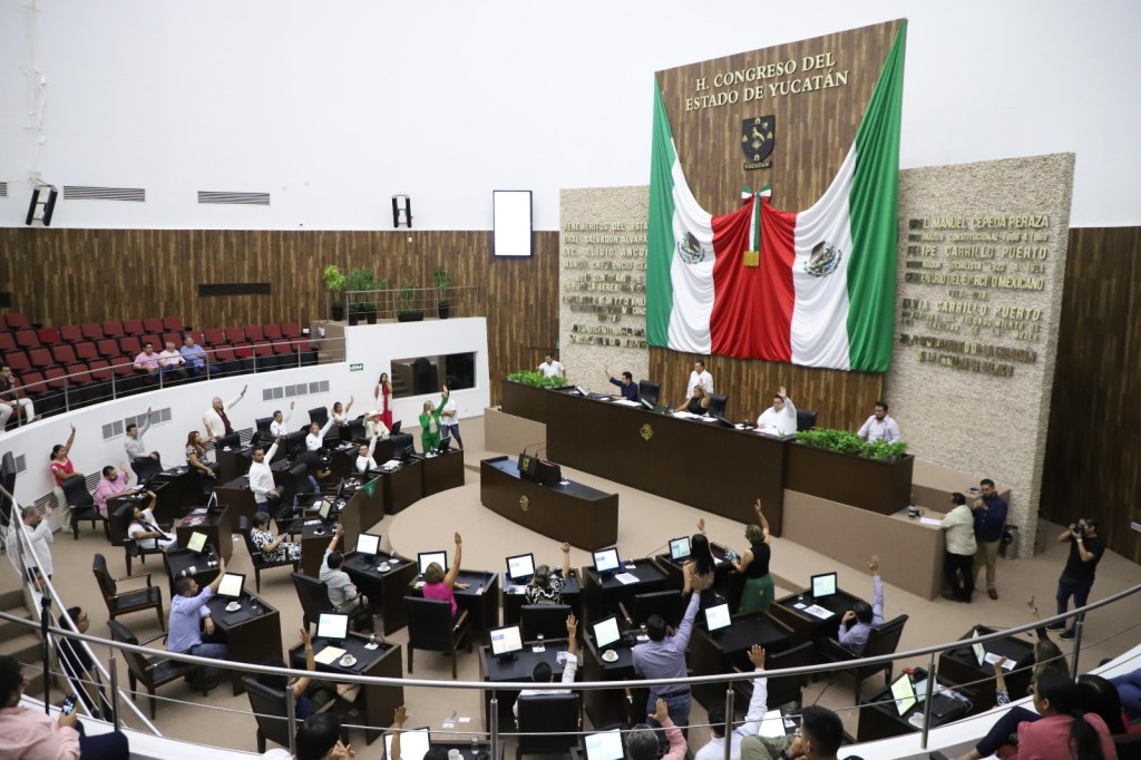 Un “calculador” Cuevas Mena bajó de la elección al cuestionado magistrado Mendoza&nbsp;Casanova