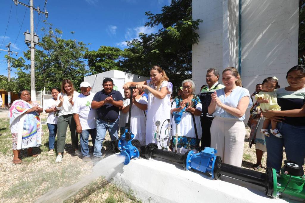 Cecilia Patrón rehabilita sistemas de agua en Hunxectamán y&nbsp;Oncán