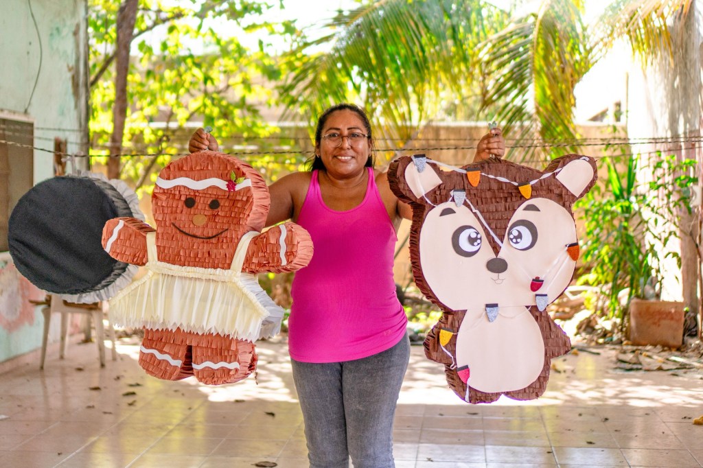 Jefas de familias impulsan emprendimientos tras recibir apoyo con Mujeres&nbsp;Renacimiento