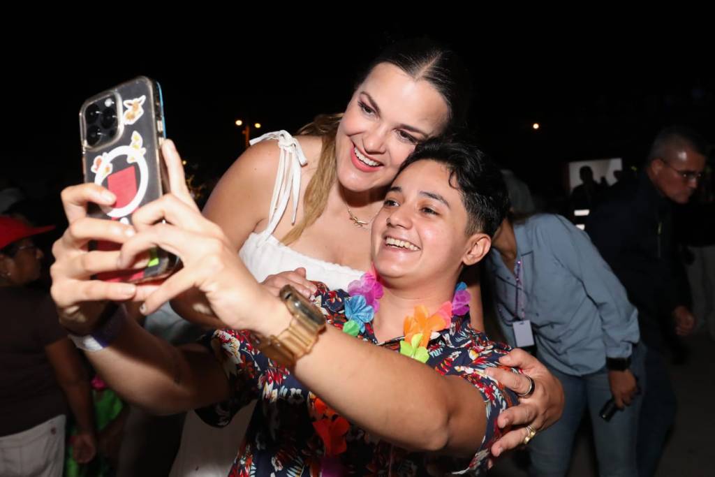 Cerca de 300 mil personas asistieron al carnaval de&nbsp;Mérida