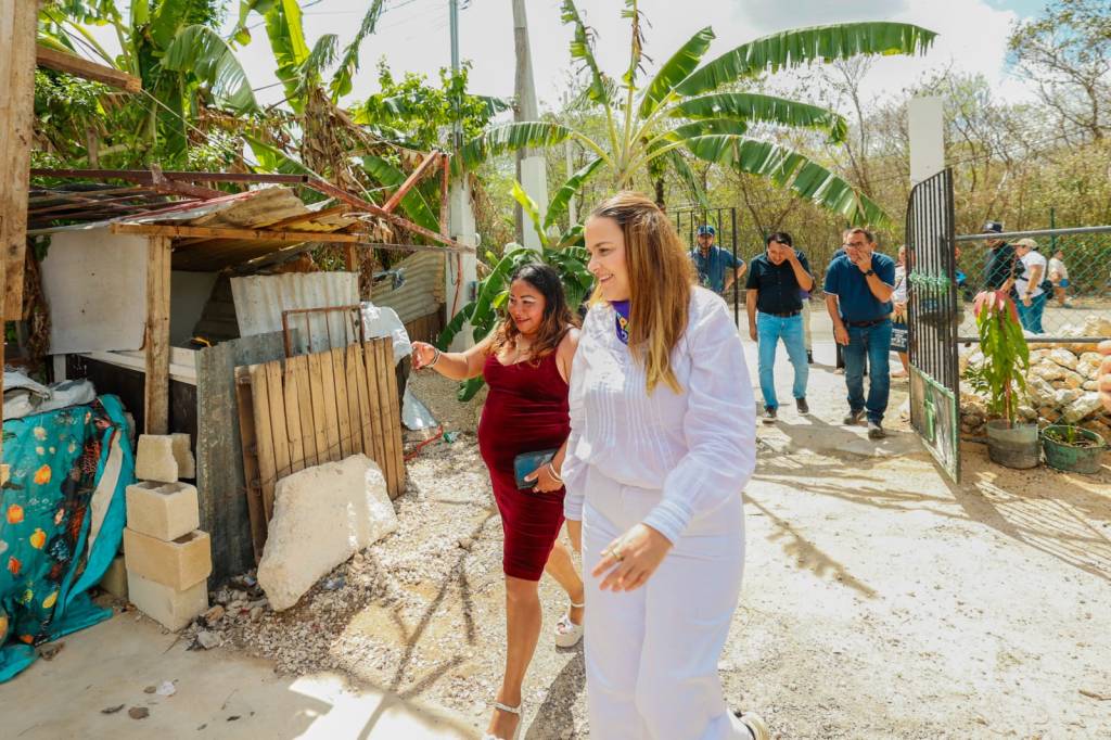 Cecilia Patrón entregó una fachada violeta en San Antonio&nbsp;Xluch