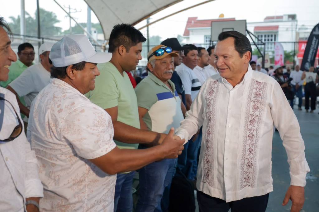 Renacimiento Maya respalda al sector pesquero con 20 millones de pesos para motores&nbsp;nuevos